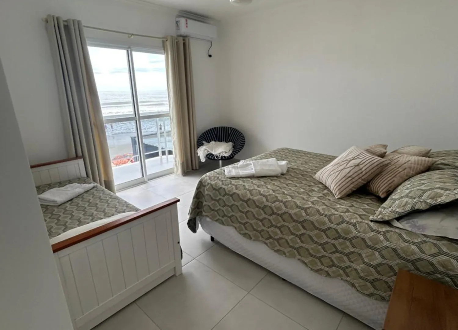 Lindo Apartamento De Frente Para O Mar Itapoa  Brasil
